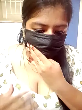 Snapshot of Reshma-Rani chatting on October 6, 2025, 9:04 pm Reshma-Rani online show from October 6, 2025, 9:04 pm