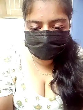 Snapshot of Reshma-Rani chatting on September 24, 2025, 8:26 pm Reshma-Rani online show from September 24, 2025, 8:26 pm