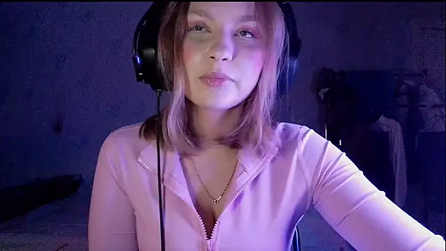 Snapshot of pr_In_cess_ chatting on September 17, 2025, 8:33 pm pr In cess online show from September 17, 2025, 8:33 pm