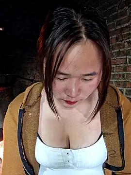 ALIENHR38 online show from March 6, 2026, 2:06 am