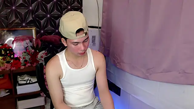 Snapshot of ursweet_jade chatting on December 5, 2025, 11:09 am ursweet jade online show from December 5, 2025, 11:09 am