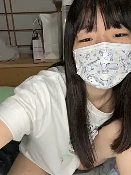 Snapshot of xx_Ojou_xx chatting on November 7, 2025, 4:11 pm xx Ojou xx online show from November 7, 2025, 4:11 pm