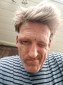 Snapshot of MRTATTWO chatting on September 14, 2025, 10:54 pm MRTATTWO online show from September 14, 2025, 10:54 pm