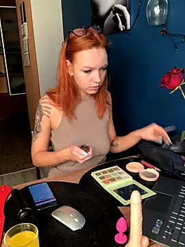 Snapshot of Amore_Mia_ chatting on September 30, 2025, 6:19 am Amore Mia online show from September 30, 2025, 6:19 am