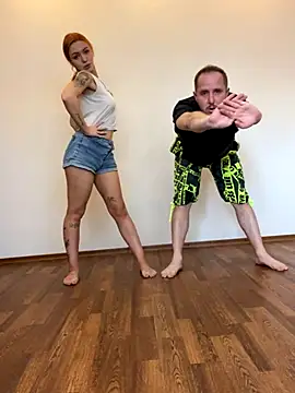 Snapshot of Amore_Mia_ chatting on October 2, 2025, 6:28 am Amore Mia online show from October 2, 2025, 6:28 am