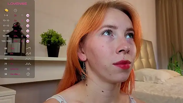 Snapshot of JuliannaWenger chatting on September 21, 2025, 4:45 pm JuliannaWenger online show from September 21, 2025, 4:45 pm