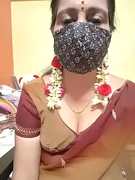 mallu-reshma online show from September 18, 2025, 8:39 am