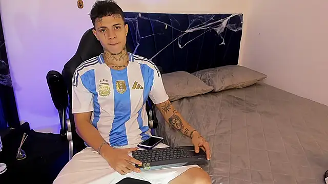 john mystic online show from October 30, 2025, 4:33 am