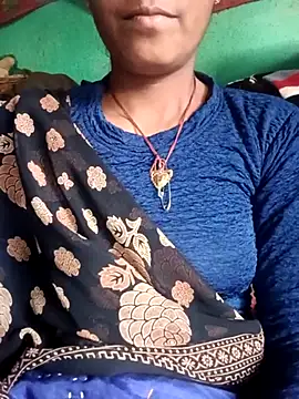 Snapshot of Maya_cut chatting on December 16, 2025, 11:14 am Maya cut online show from December 16, 2025, 11:14 am