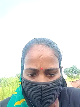 Snapshot of Maya_cut chatting on September 15, 2025, 3:40 am Maya cut online show from September 15, 2025, 3:40 am