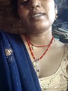 Snapshot of Maya_cut chatting on September 10, 2025, 8:46 am Maya cut online show from September 10, 2025, 8:46 am