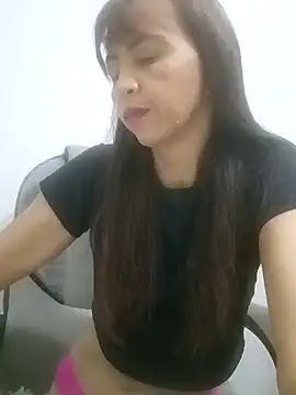 zaira spice online show from April 18, 2026, 11:27 pm