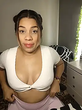 GabyMontenegro online show from September 28, 2025, 10:44 am