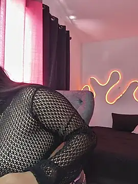 GabyMontenegro online show from April 22, 2026, 4:36 pm