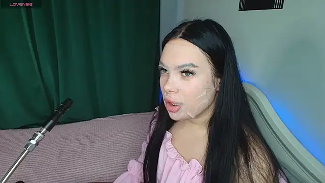 Snapshot of katerine_Monroe chatting on October 7, 2025, 6:47 am katerine Monroe online show from October 7, 2025, 6:47 am