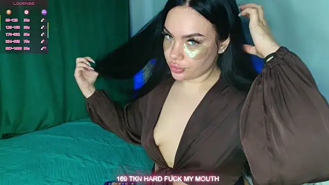 Snapshot of katerine_Monroe chatting on October 2, 2025, 6:28 am katerine Monroe online show from October 2, 2025, 6:28 am