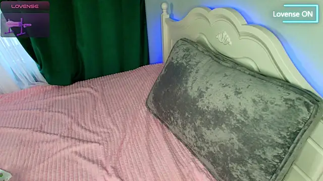 Snapshot of katerine_Monroe chatting on October 30, 2025, 6:44 am katerine Monroe online show from October 30, 2025, 6:44 am