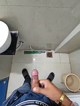 Snapshot of Gamecoc chatting on October 11, 2025, 11:44 am Gamecoc online show from October 11, 2025, 11:44 am