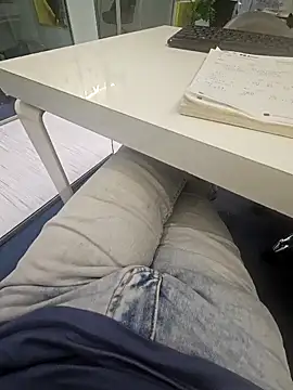 Snapshot of Gamecoc chatting on November 1, 2025, 9:14 am Gamecoc online show from November 1, 2025, 9:14 am