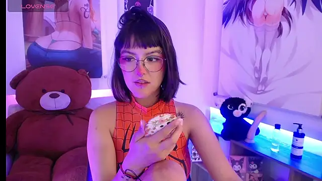 lil candy77 online show from September 9, 2025, 12:14 pm