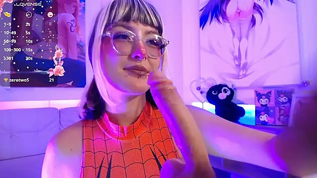 lil candy77 online show from October 4, 2025, 12:17 pm