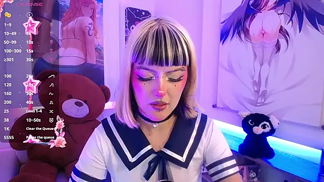 lil candy77 online show from September 19, 2025, 12:42 pm