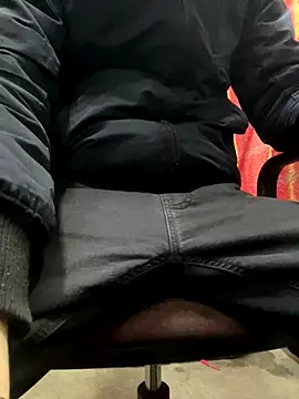 bmwe71 online show from December 1, 2025, 2:51 pm