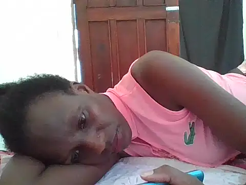Snapshot of Lusty_Aliyah chatting on September 17, 2025, 7:10 am Lusty Aliyah online show from September 17, 2025, 7:10 am