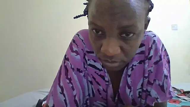 Snapshot of Lusty_Aliyah chatting on October 18, 2025, 4:03 am Lusty Aliyah online show from October 18, 2025, 4:03 am