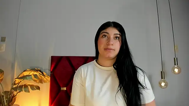MaraRosenthal online show from September 26, 2025, 11:50 am