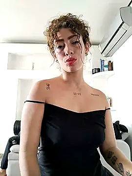 roxyrougee online show from November 20, 2025, 1:56 pm