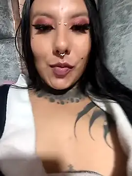 missashlyrosette online show from April 12, 2026, 2:04 am