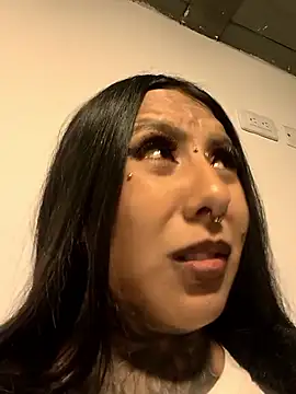 missashlyrosette online show from April 6, 2026, 1:23 am