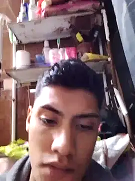 aispuro8505 online show from November 7, 2025, 7:02 am