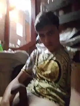 aispuro8505 online show from February 14, 2026, 8:14 am