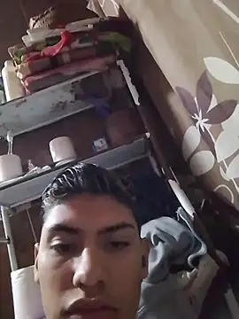 aispuro8505 online show from February 4, 2026, 5:19 pm