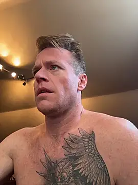 Snapshot of DILFiGuess11 chatting on January 31, 2026, 7:56 pm DILFiGuess11 online show from January 31, 2026, 7:56 pm