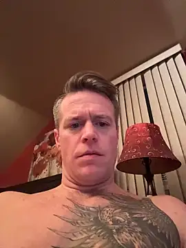 Snapshot of DILFiGuess11 chatting on February 3, 2026, 6:40 am DILFiGuess11 online show from February 3, 2026, 6:40 am