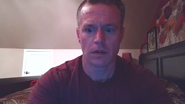 Snapshot of DILFiGuess11 chatting on June 27, 2026, 4:18 am DILFiGuess11 online show from June 27, 2026, 4:18 am
