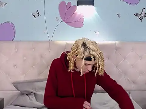 Aaron Fordd online show from December 18, 2025, 5:28 pm