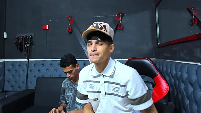 Golldens Dreamss online show from December 1, 2025, 12:28 pm