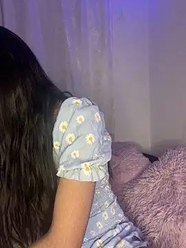 Snapshot of DianeSuns_ chatting on February 13, 2026, 4:01 am DianeSuns online show from February 13, 2026, 4:01 am