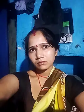 Jooli xx online show from April 15, 2026, 2:21 pm