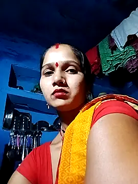 Snapshot of Jooli_xx chatting on September 9, 2025, 2:37 pm Jooli xx online show from September 9, 2025, 2:37 pm