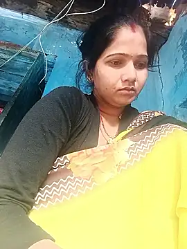 Jooli xx online show from April 12, 2026, 2:15 am