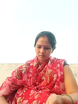 Jooli xx online show from April 18, 2026, 1:02 pm