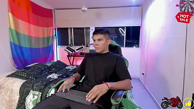 Jack castell online show from November 23, 2025, 11:37 pm