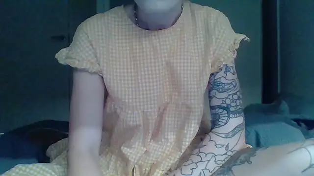 Snapshot of liltiddygoffwaifu chatting on October 21, 2025, 6:02 am liltiddygoffwaifu online show from October 21, 2025, 6:02 am