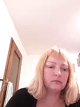 Snapshot of LiluLiluLilu chatting on September 26, 2025, 8:27 pm LiluLiluLilu online show from September 26, 2025, 8:27 pm