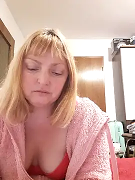 Snapshot of LiluLiluLilu chatting on October 16, 2025, 7:22 pm LiluLiluLilu online show from October 16, 2025, 7:22 pm